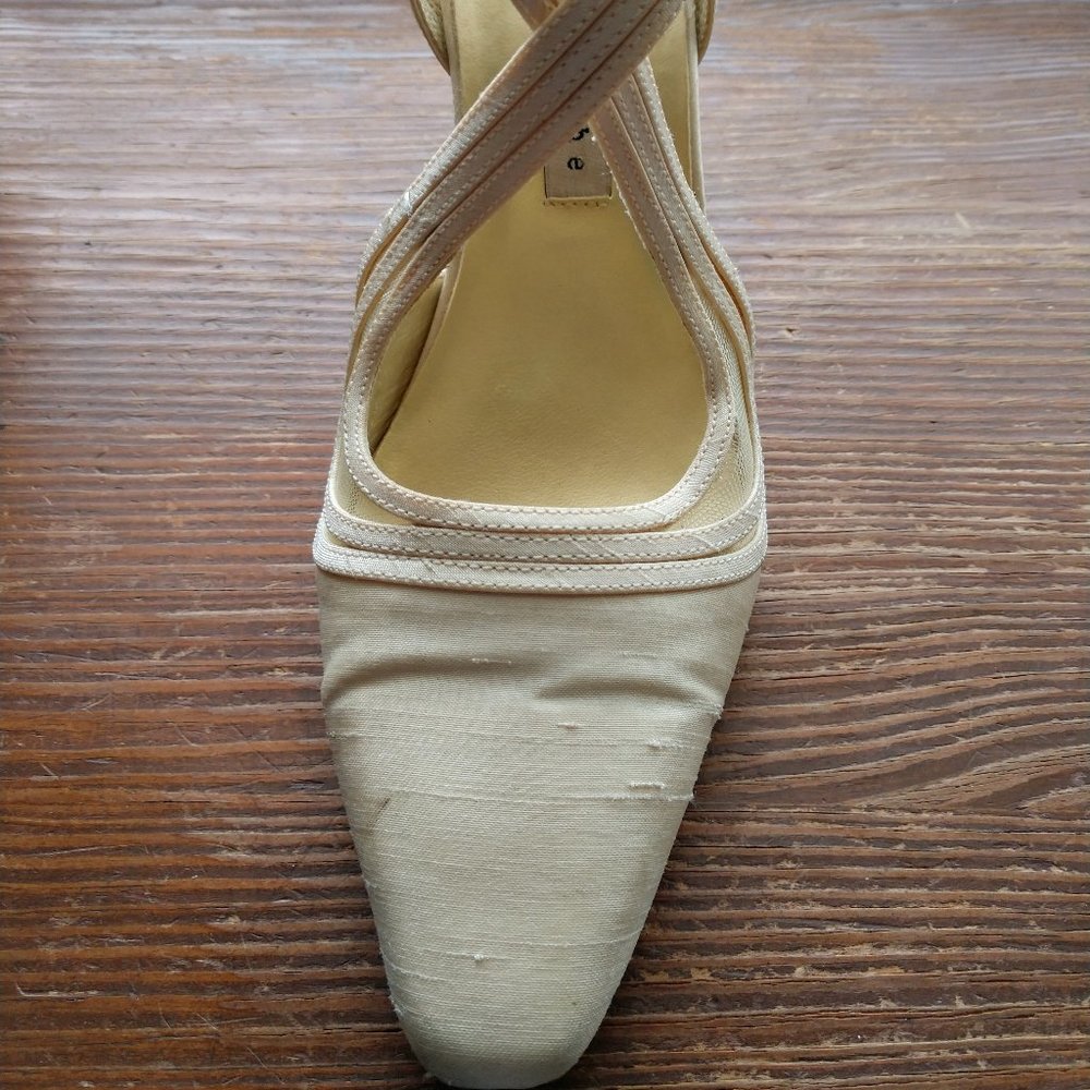 Beige/Ivory heels